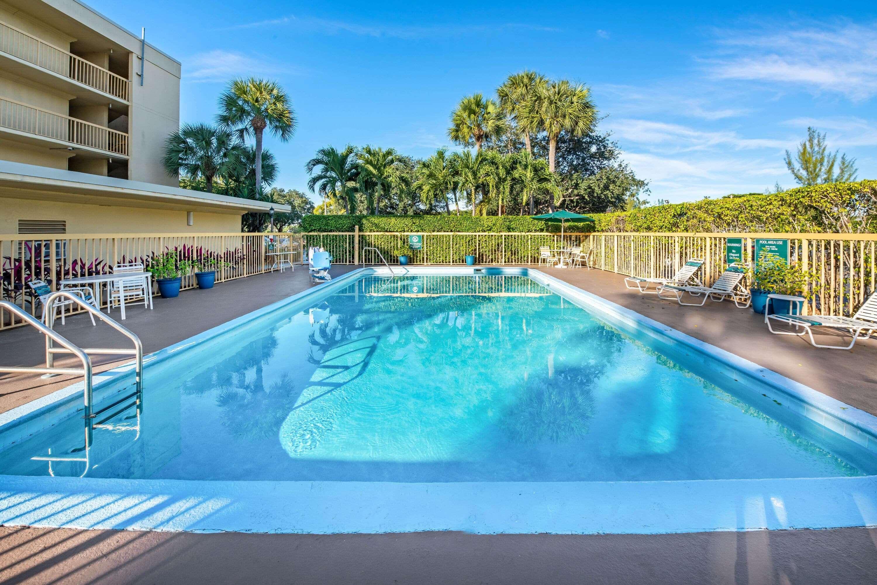 La Quinta Inn By Wyndham West Palm Beach - Florida Turnpike Kültér fotó