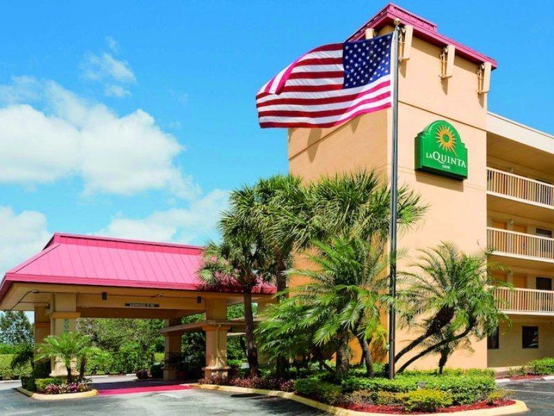 La Quinta Inn By Wyndham West Palm Beach - Florida Turnpike Kültér fotó