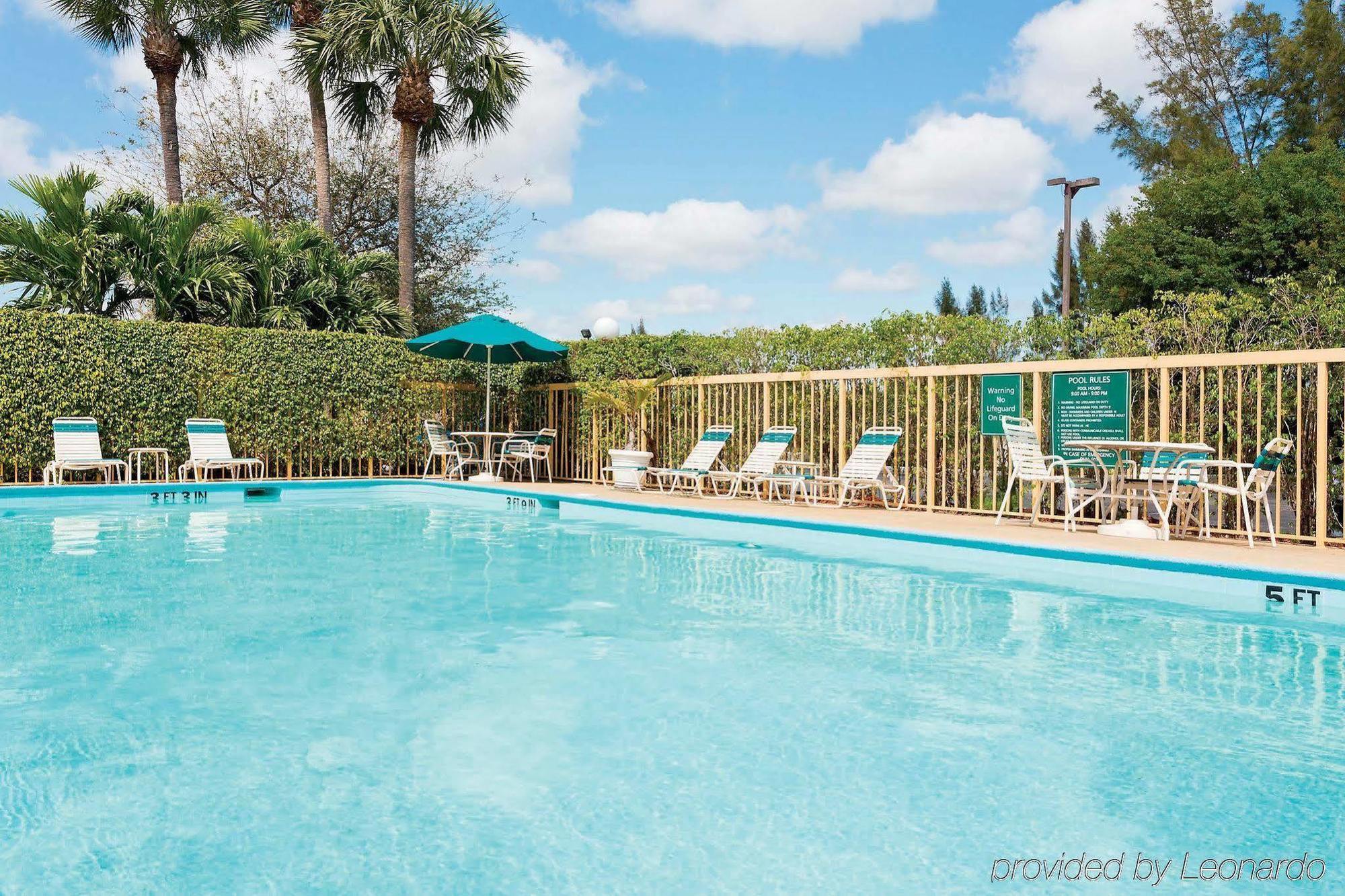 La Quinta Inn By Wyndham West Palm Beach - Florida Turnpike Kültér fotó